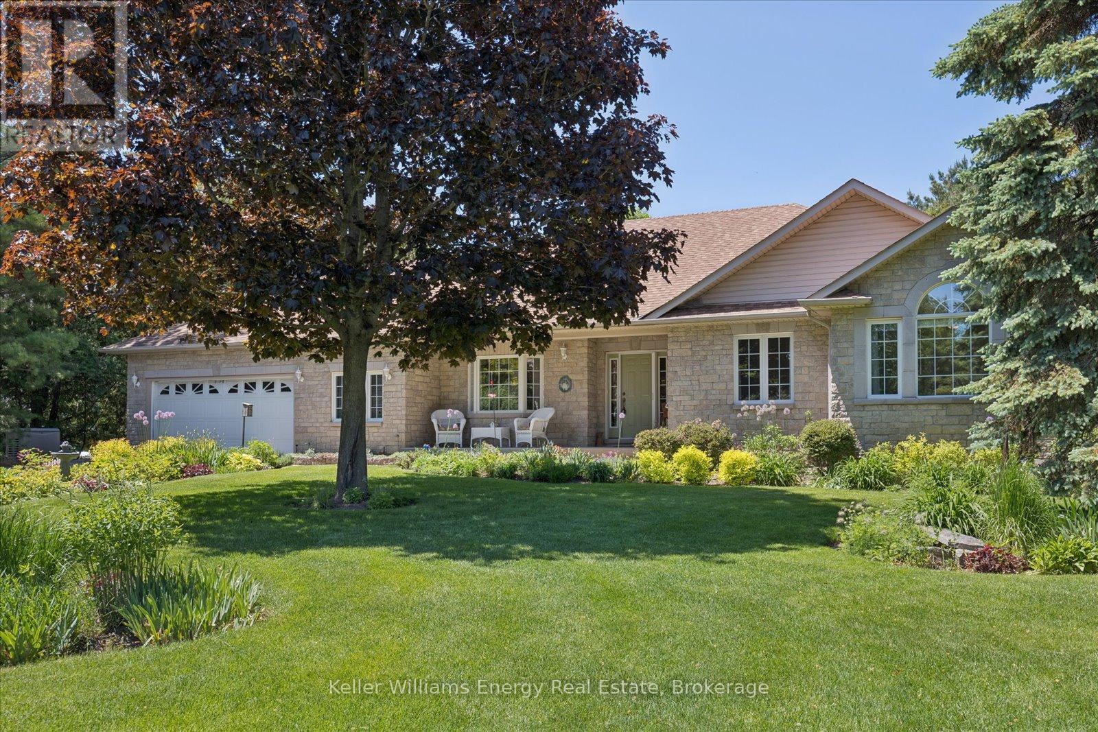 3915 LAROSE CRESCENT - Image 2