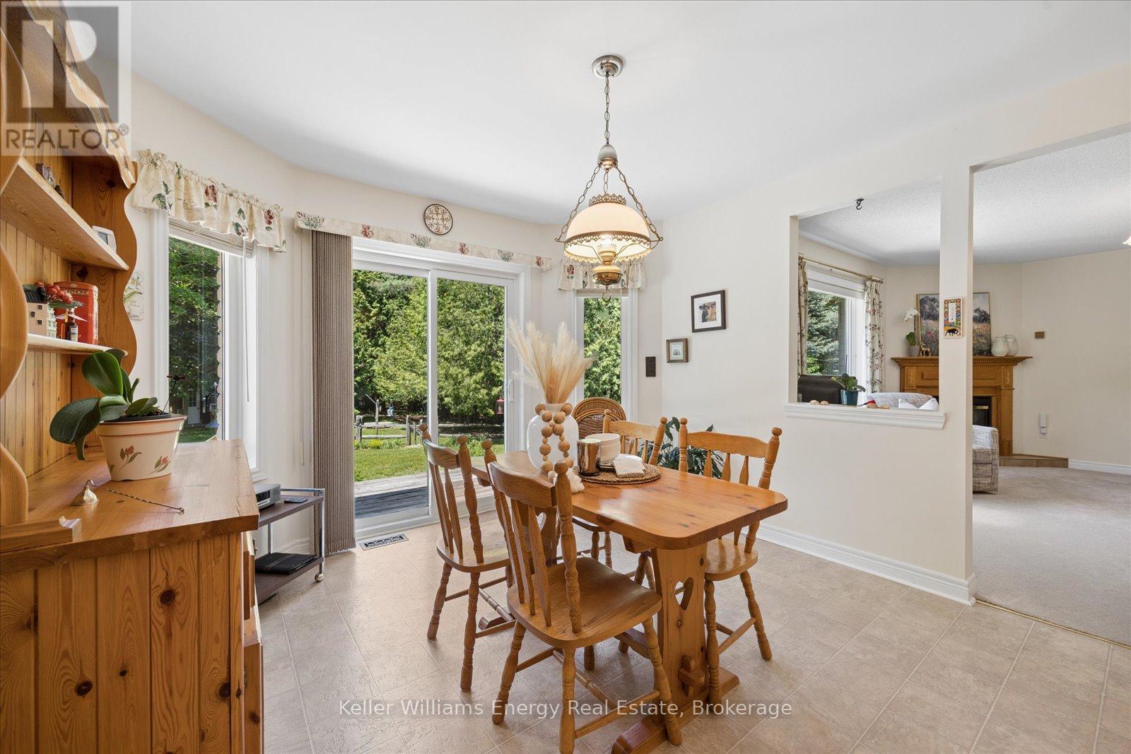 3915 LAROSE CRESCENT - 20