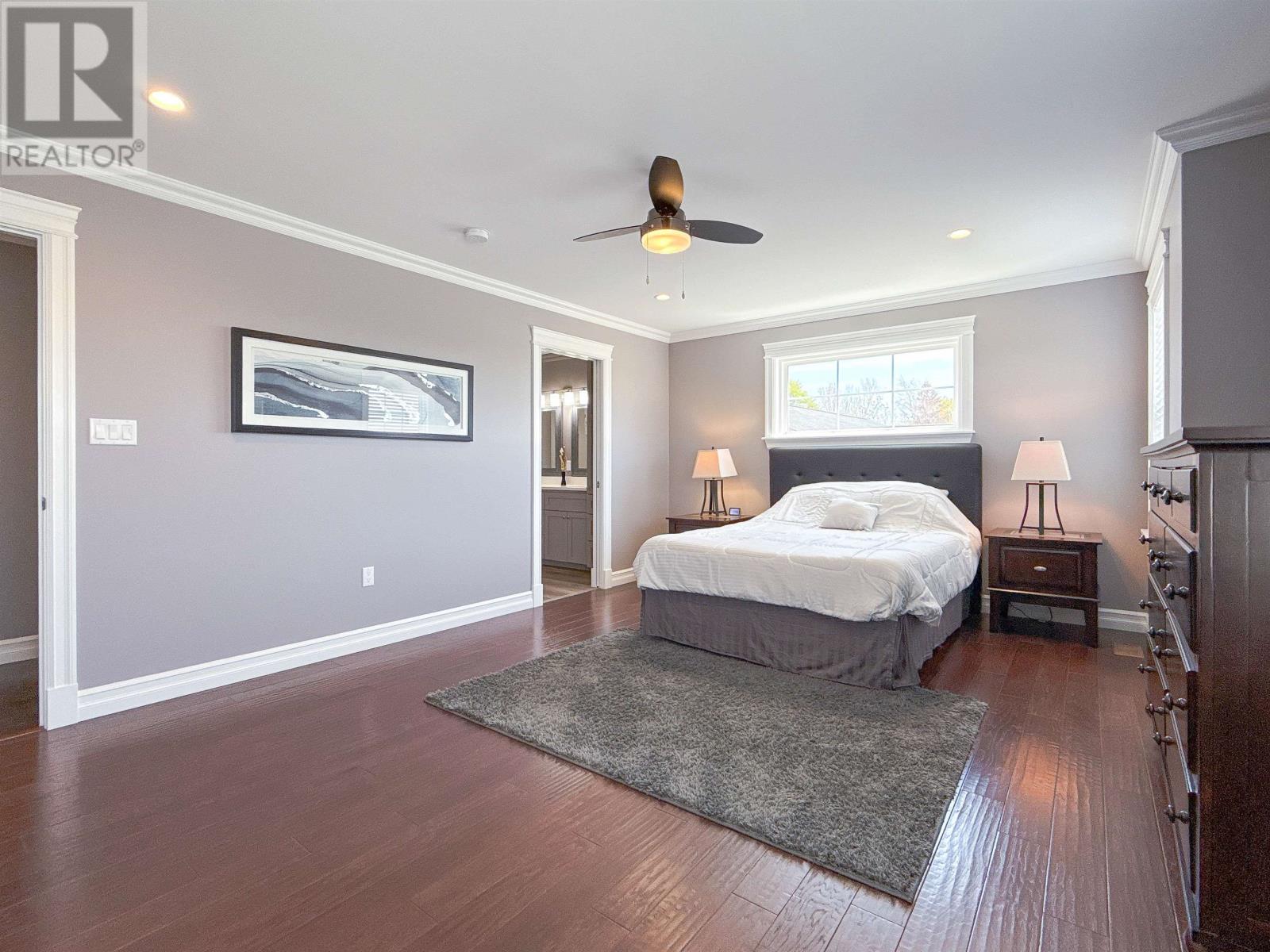 90 Macrae Drive - 16