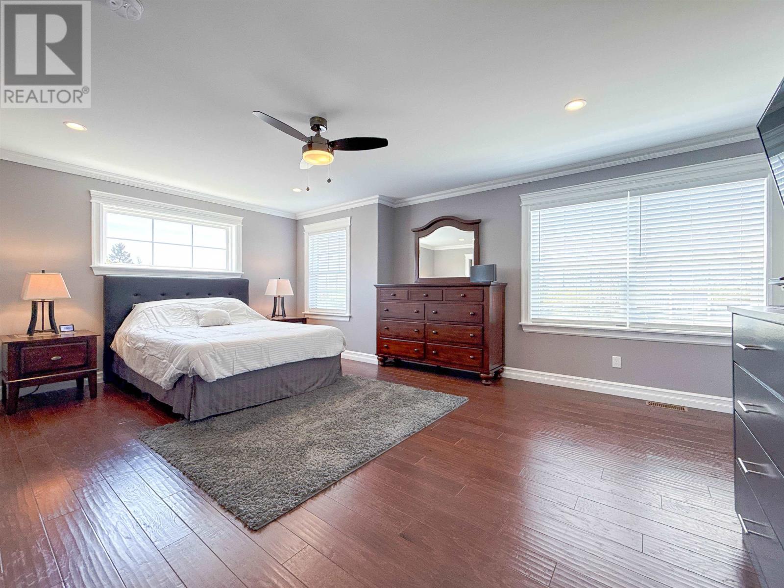 90 Macrae Drive - 17
