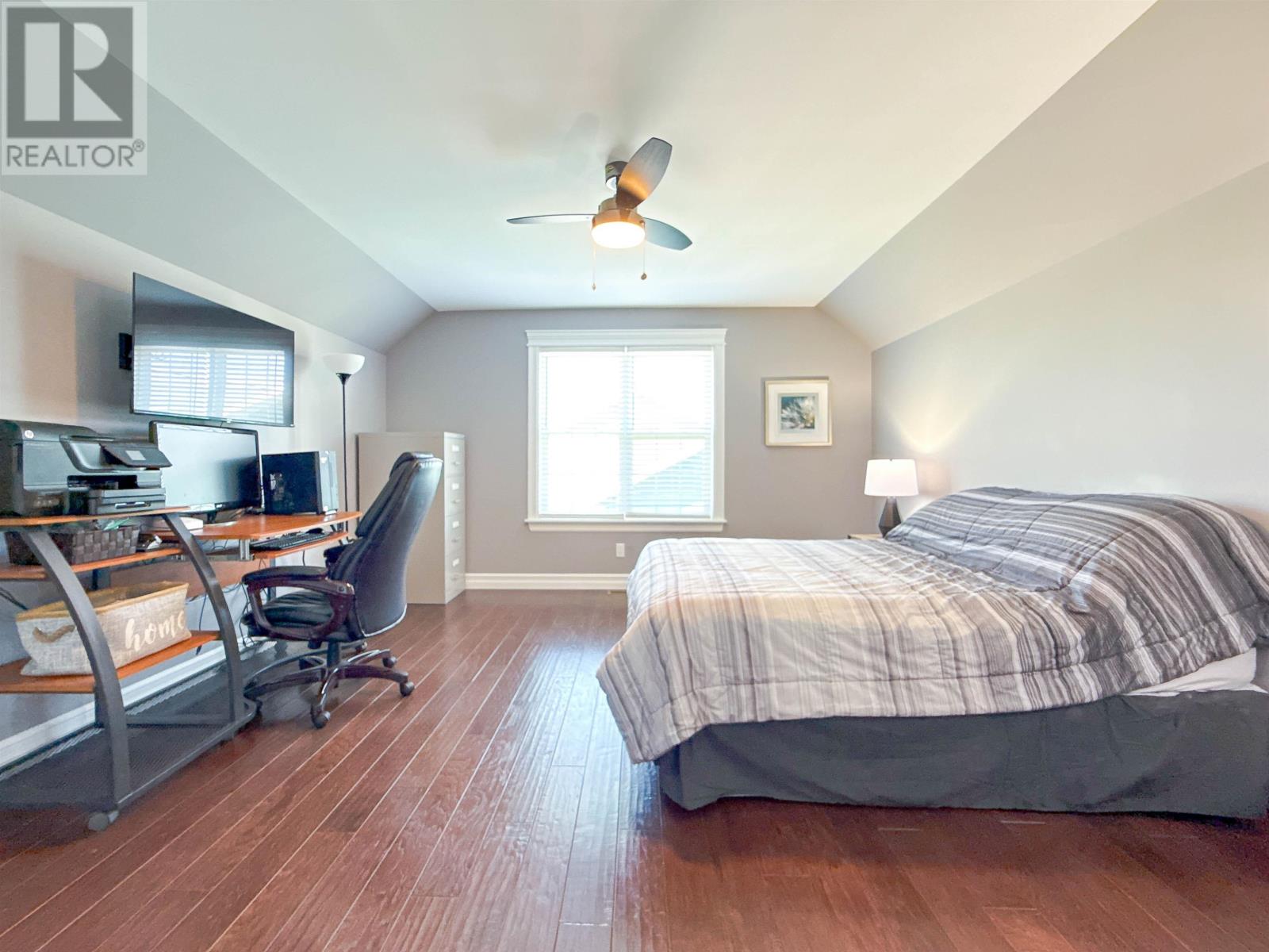90 Macrae Drive - 29