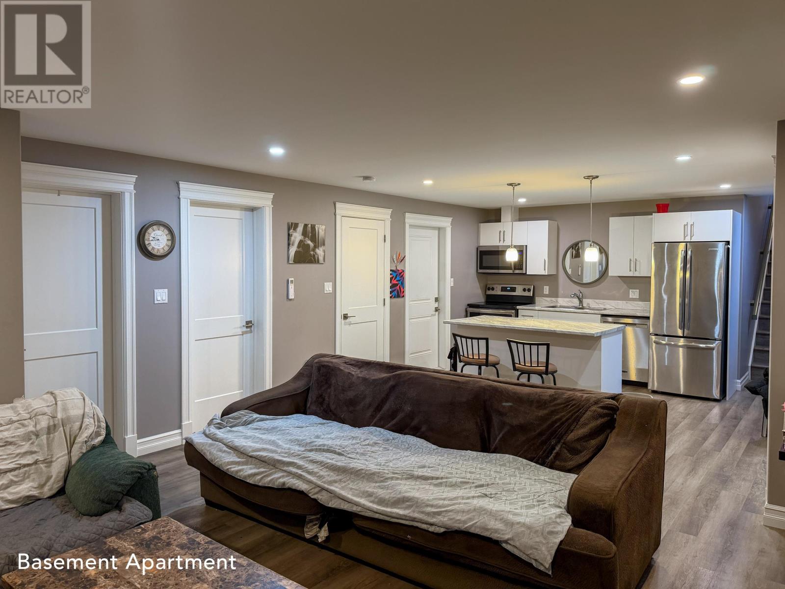 90 Macrae Drive - 35