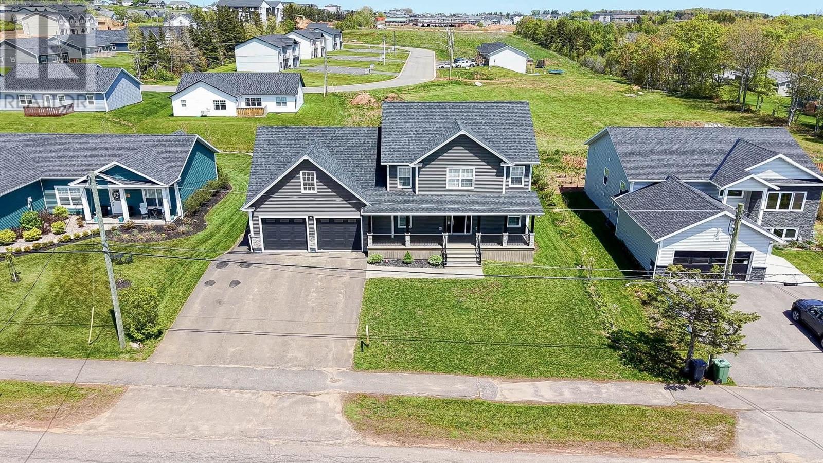 90 Macrae Drive - 36