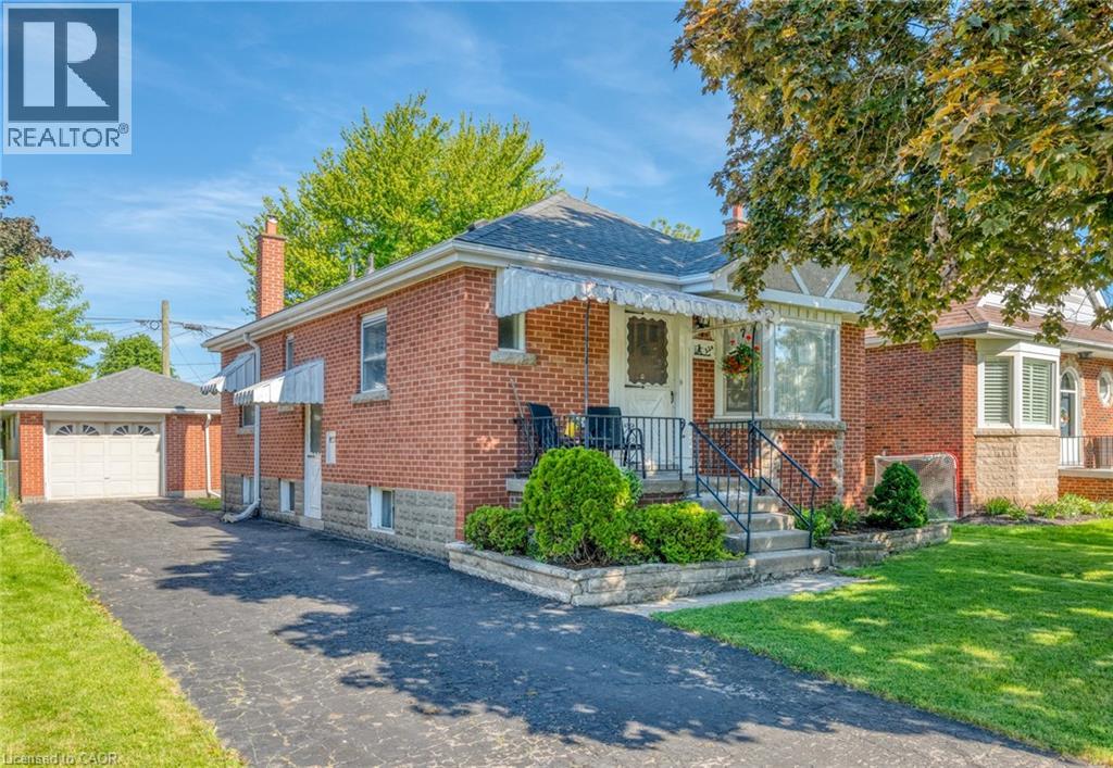 224 GLENCARRY Avenue - 1