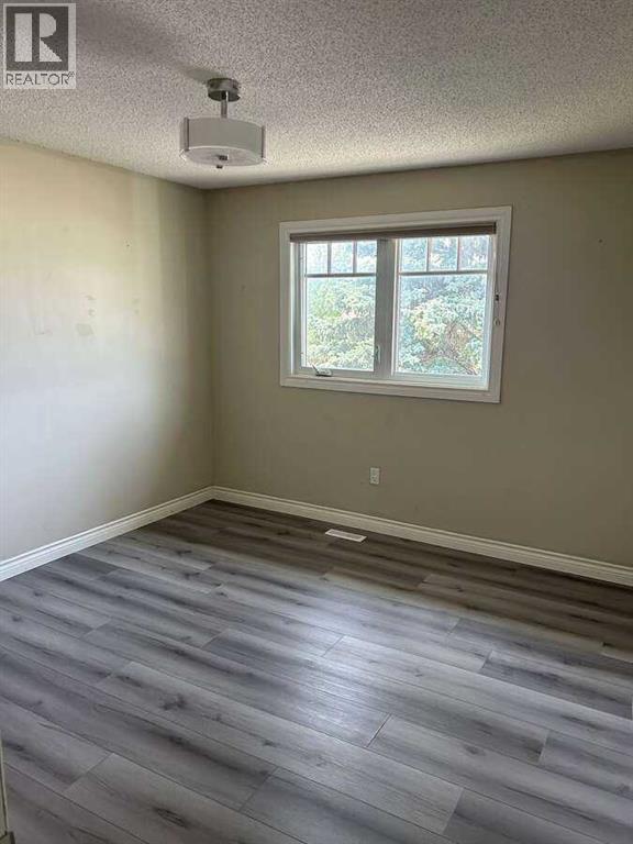 10629 104 Avenue — photo 26