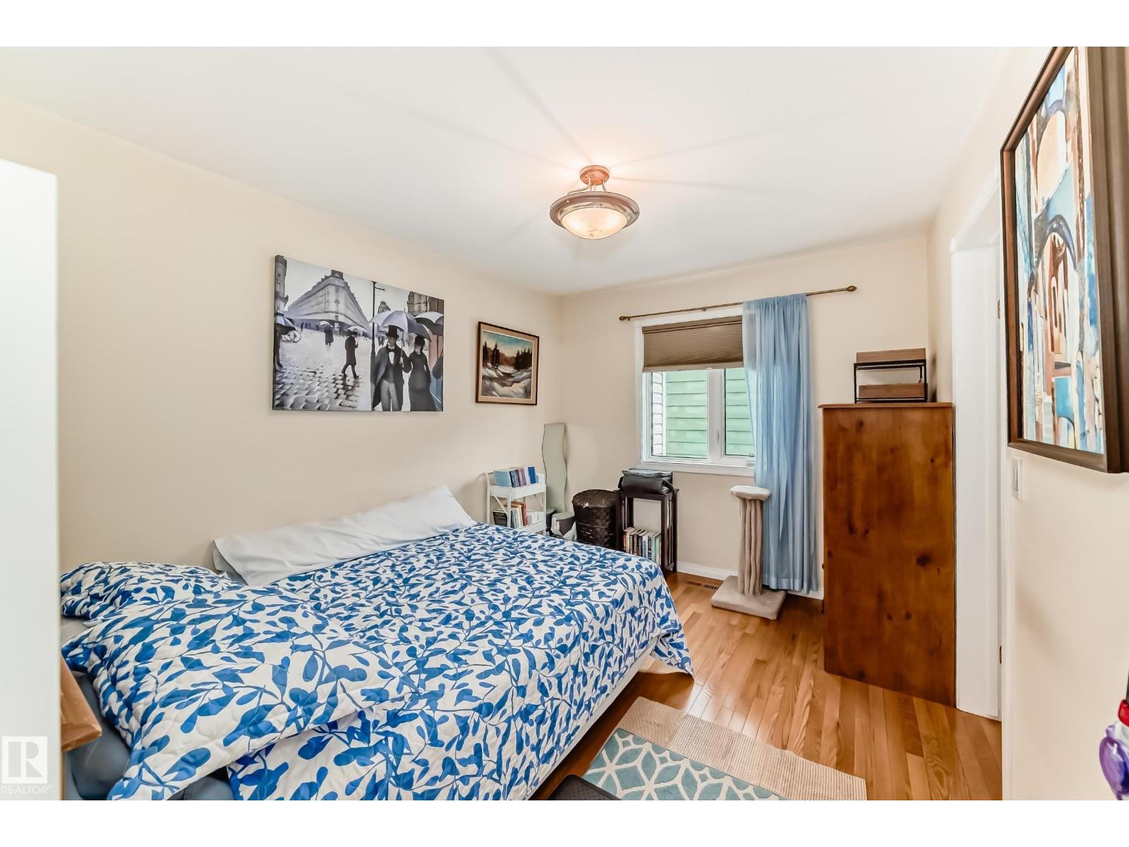 11650 103 AV NW - 10