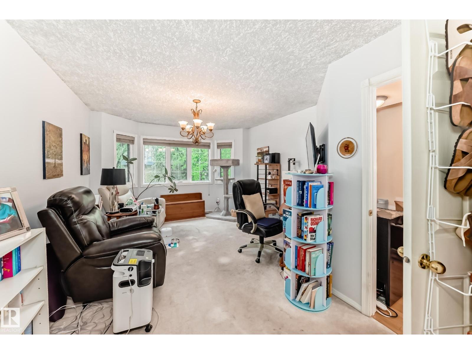 11650 103 AV NW - 12