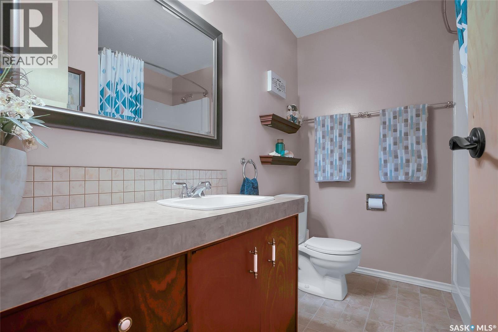 814 Arlington AVENUE - 23