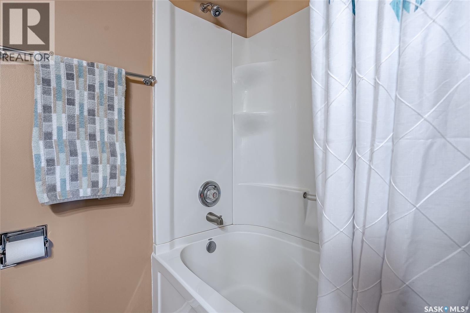 814 Arlington AVENUE - 24