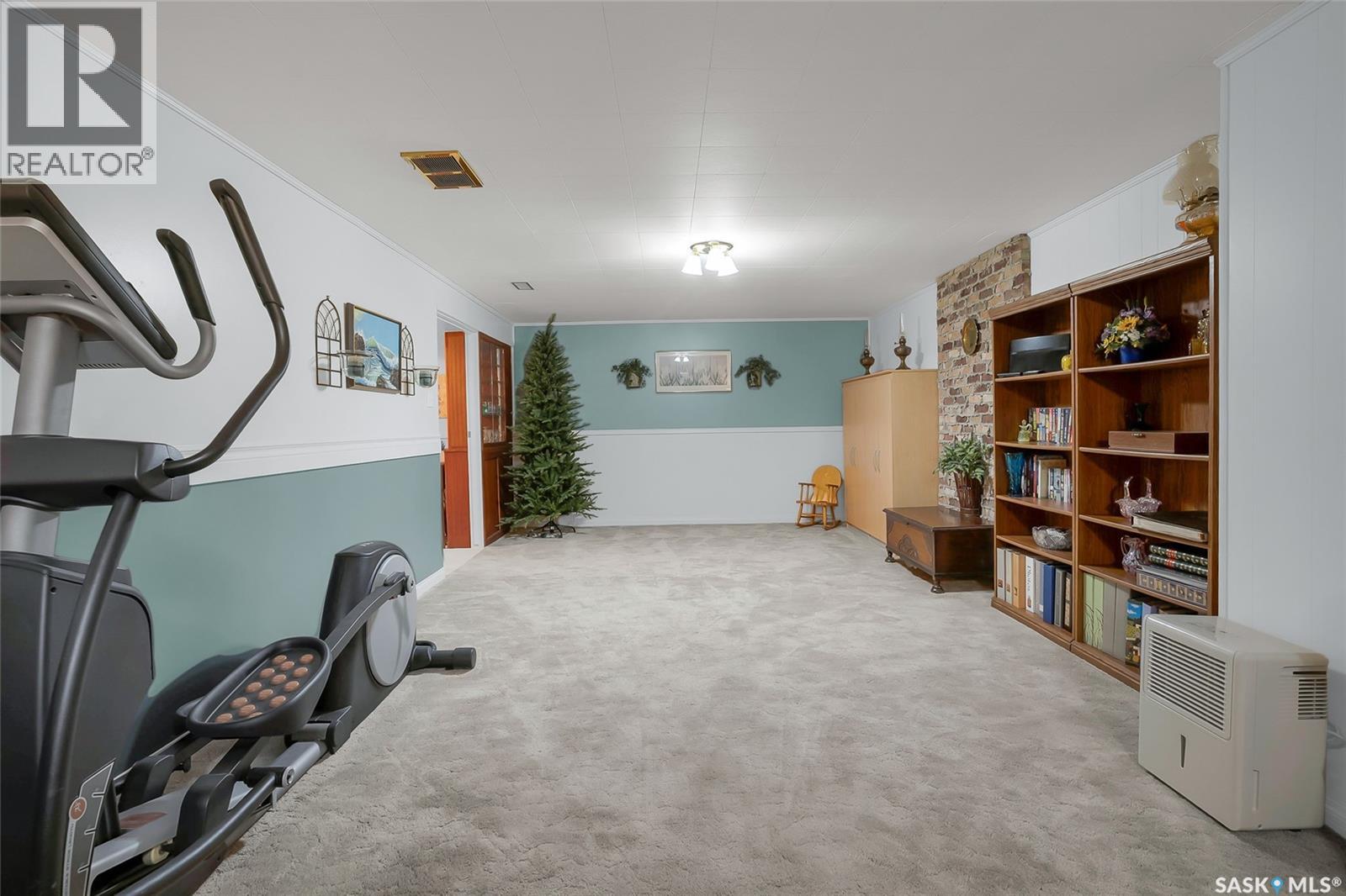 814 Arlington AVENUE - 32
