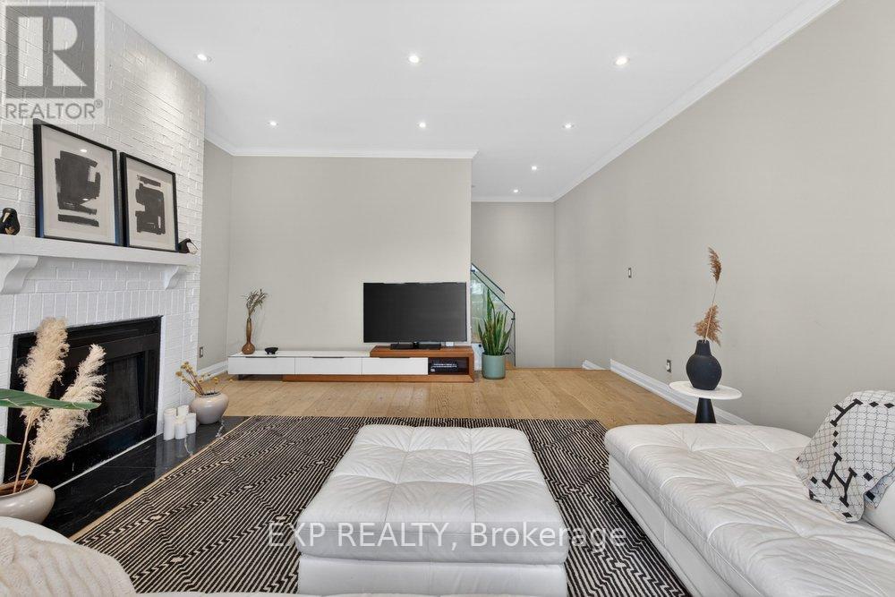 84 JUDITH AVENUE - 28