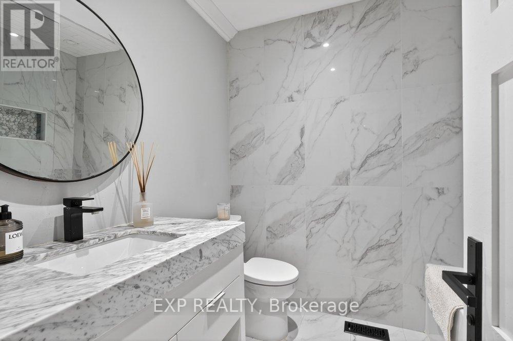 84 JUDITH AVENUE - 36
