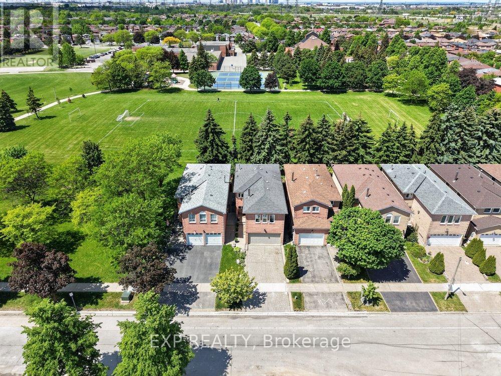 84 JUDITH AVENUE - 48