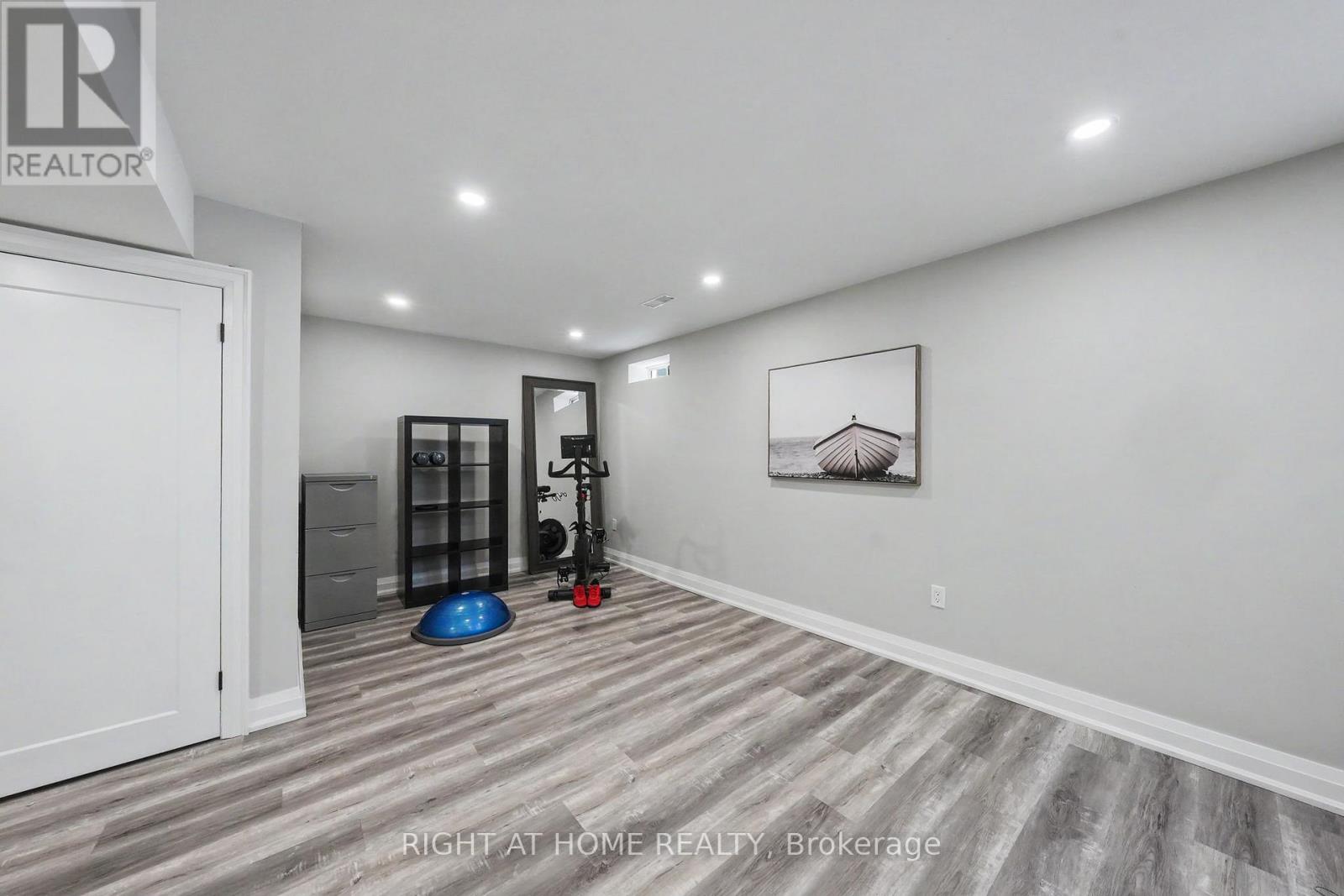 235 MONTEBELLO AVENUE - 24