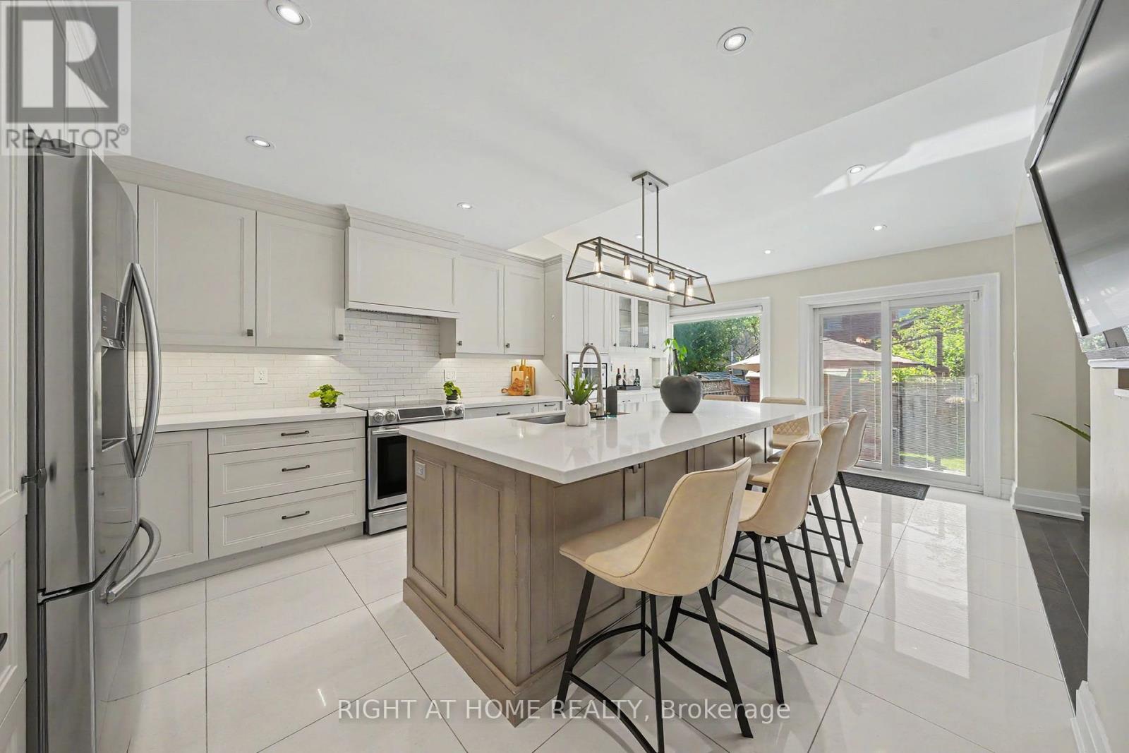 235 MONTEBELLO AVENUE - 8