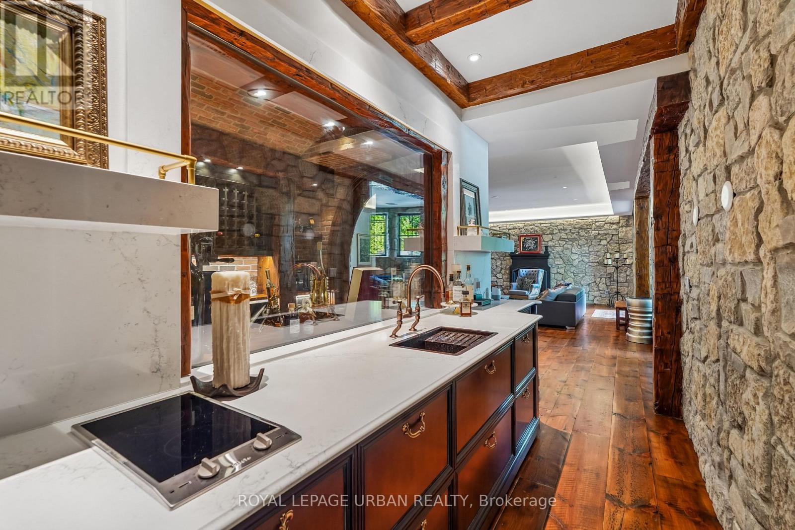105 KING HILLS LANE - 30