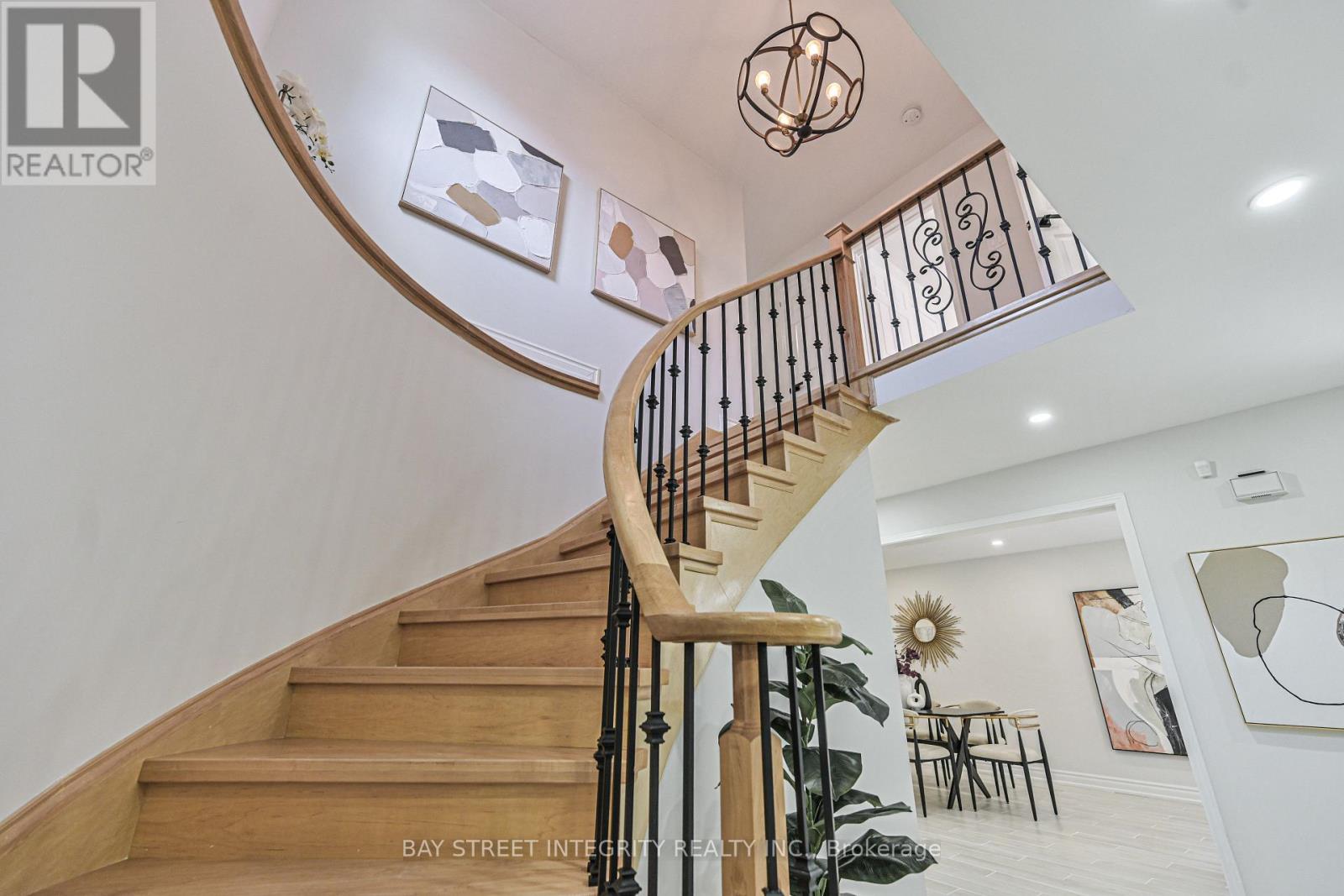 111 MICHENER CRESCENT - 18