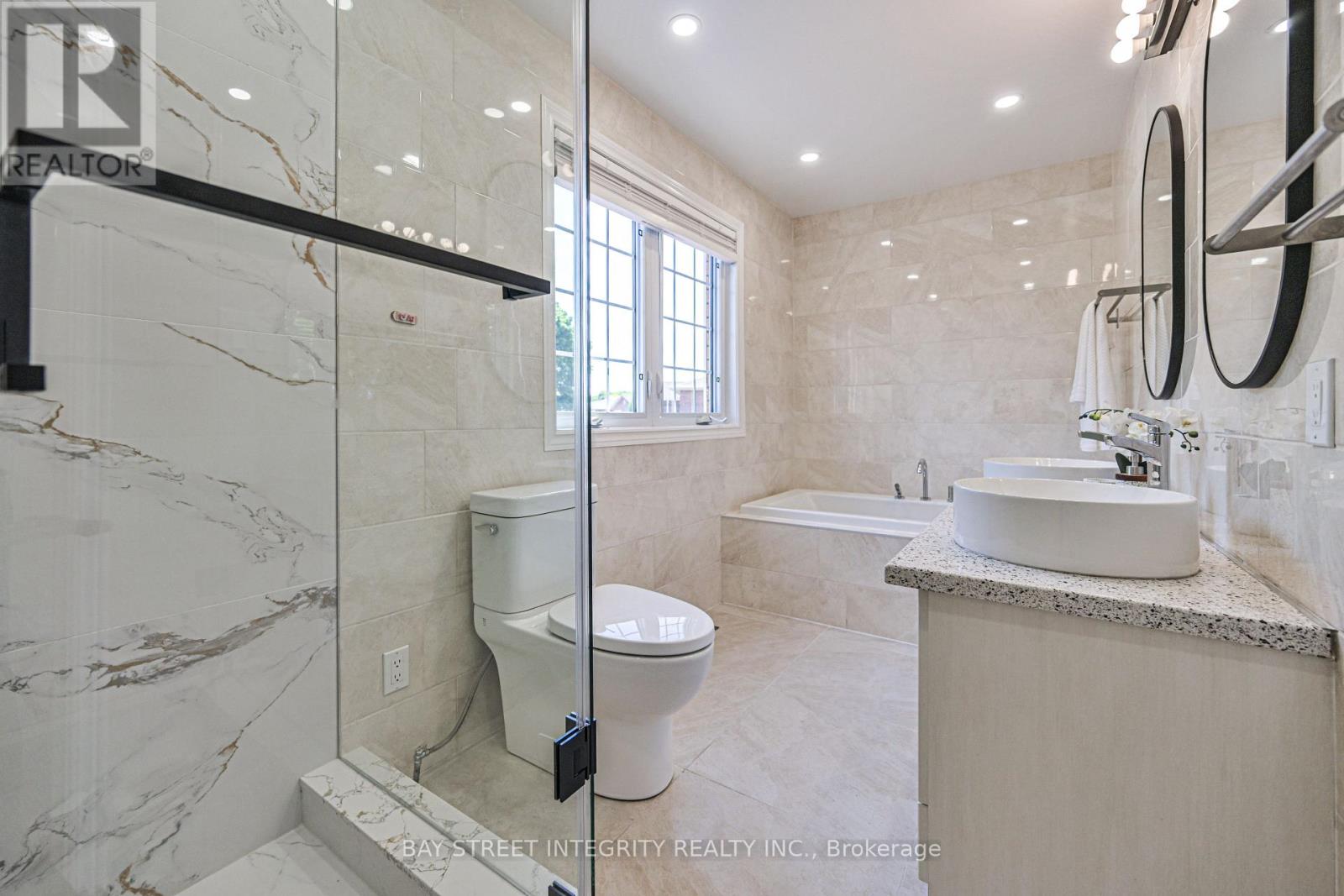 111 MICHENER CRESCENT - 25
