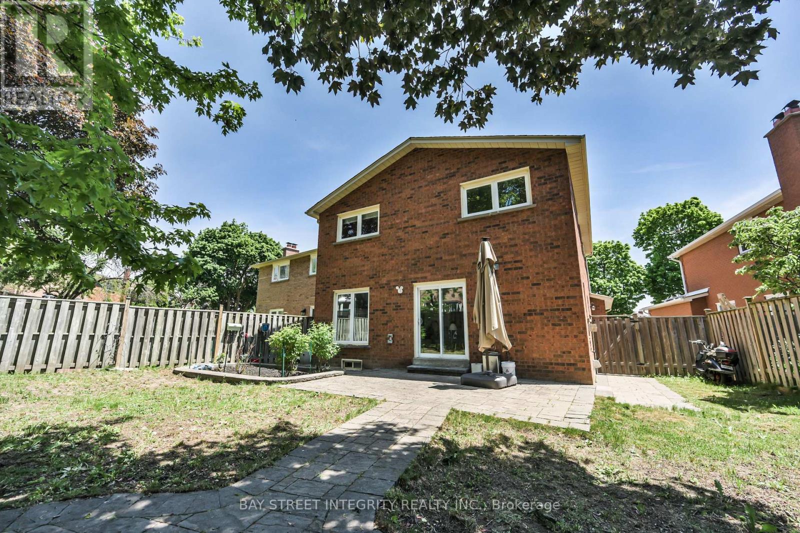 111 MICHENER CRESCENT - 33