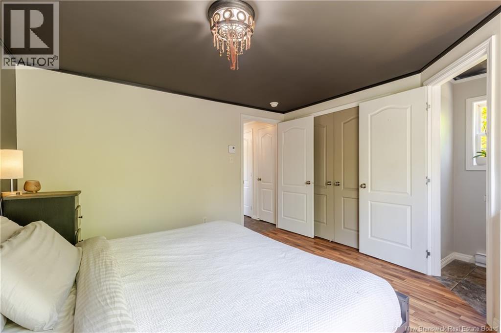 47 Clara Street - 10