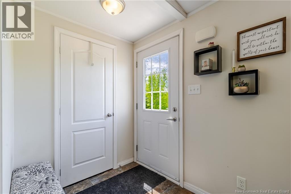 47 Clara Street - 19