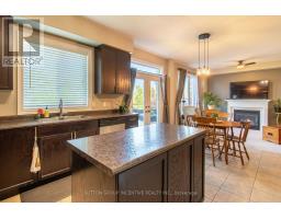 Bathroom - 18 Graihawk Drive, Barrie, ON L4N6G4 Photo 11