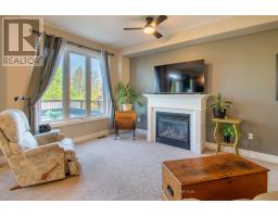 Eating area - 18 Graihawk Drive, Barrie, ON L4N6G4 Photo 14