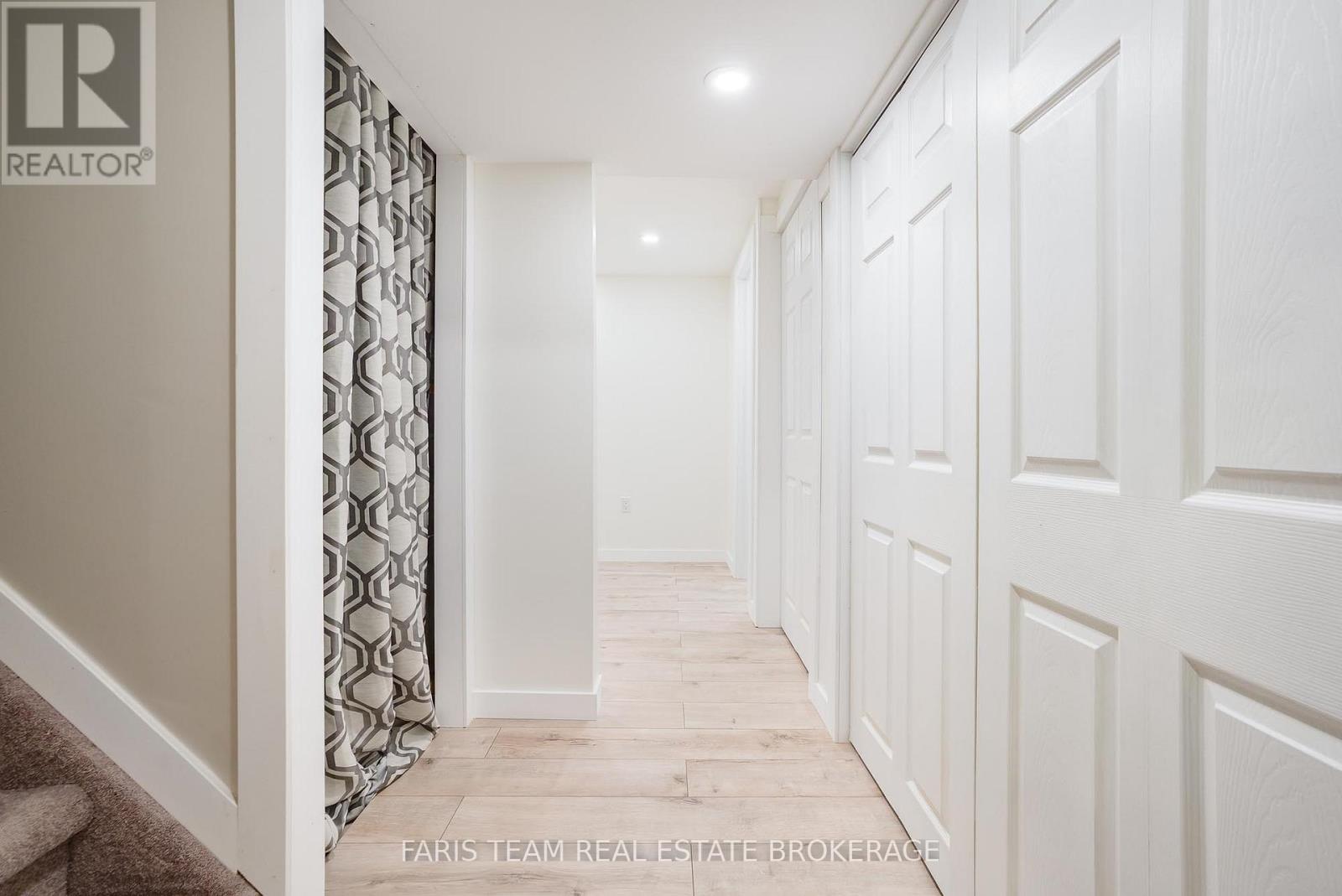 37 WILDE PLACE - 24