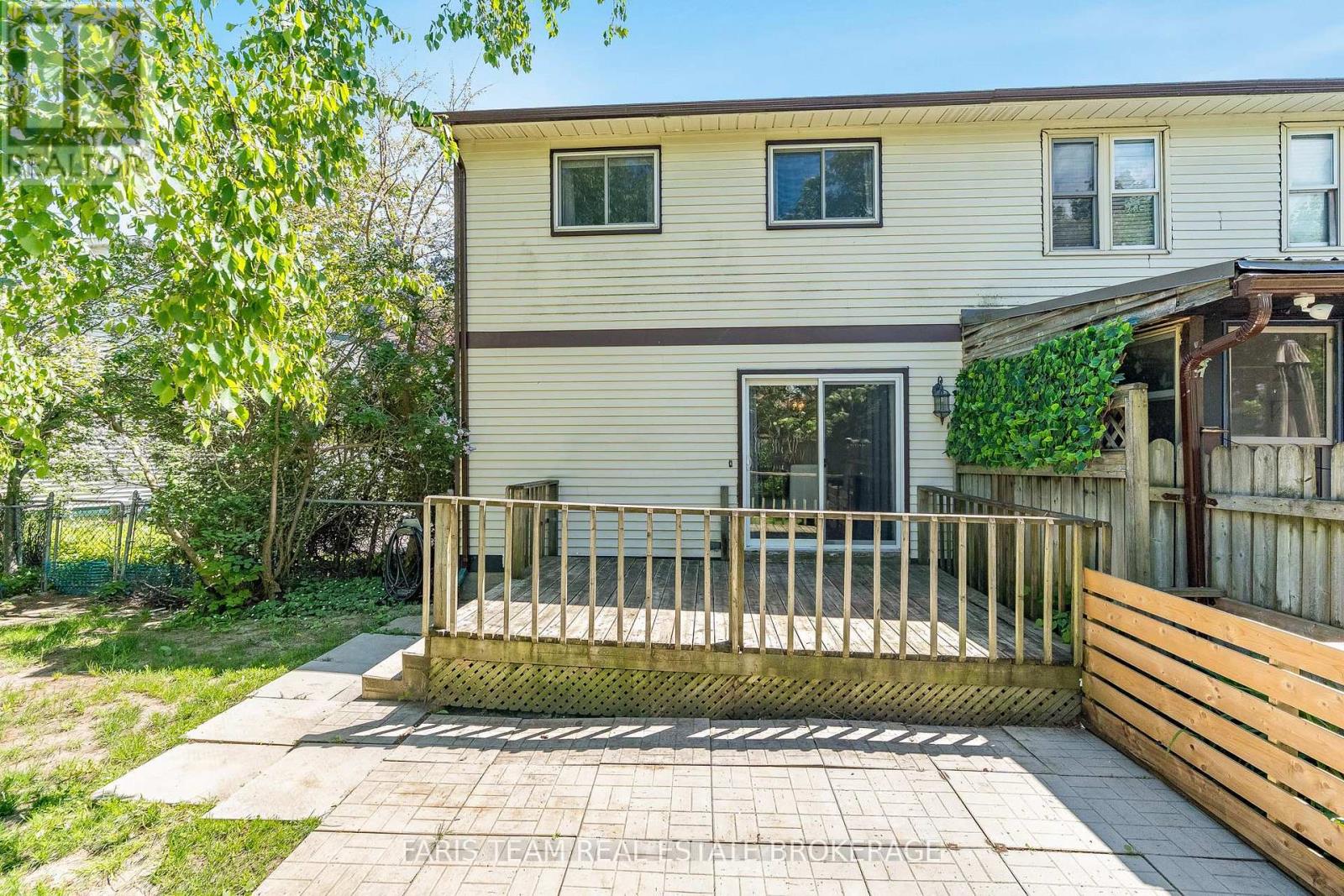 37 WILDE PLACE - 36