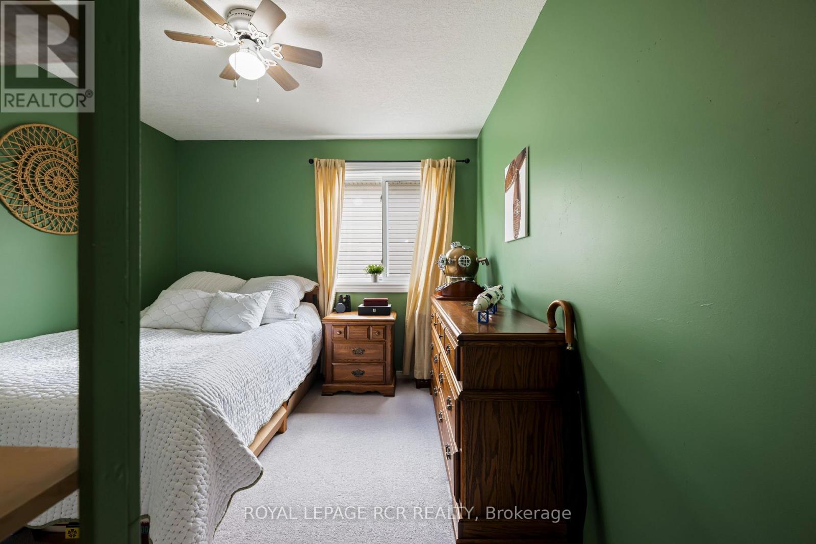 16 ALTHORP DRIVE - 34