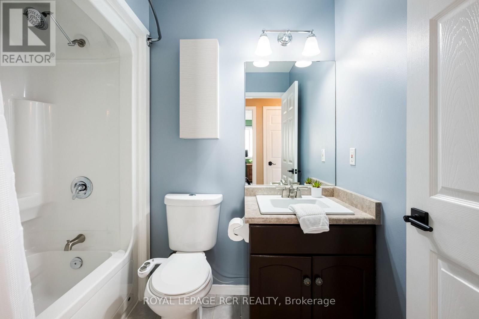 16 ALTHORP DRIVE - 37