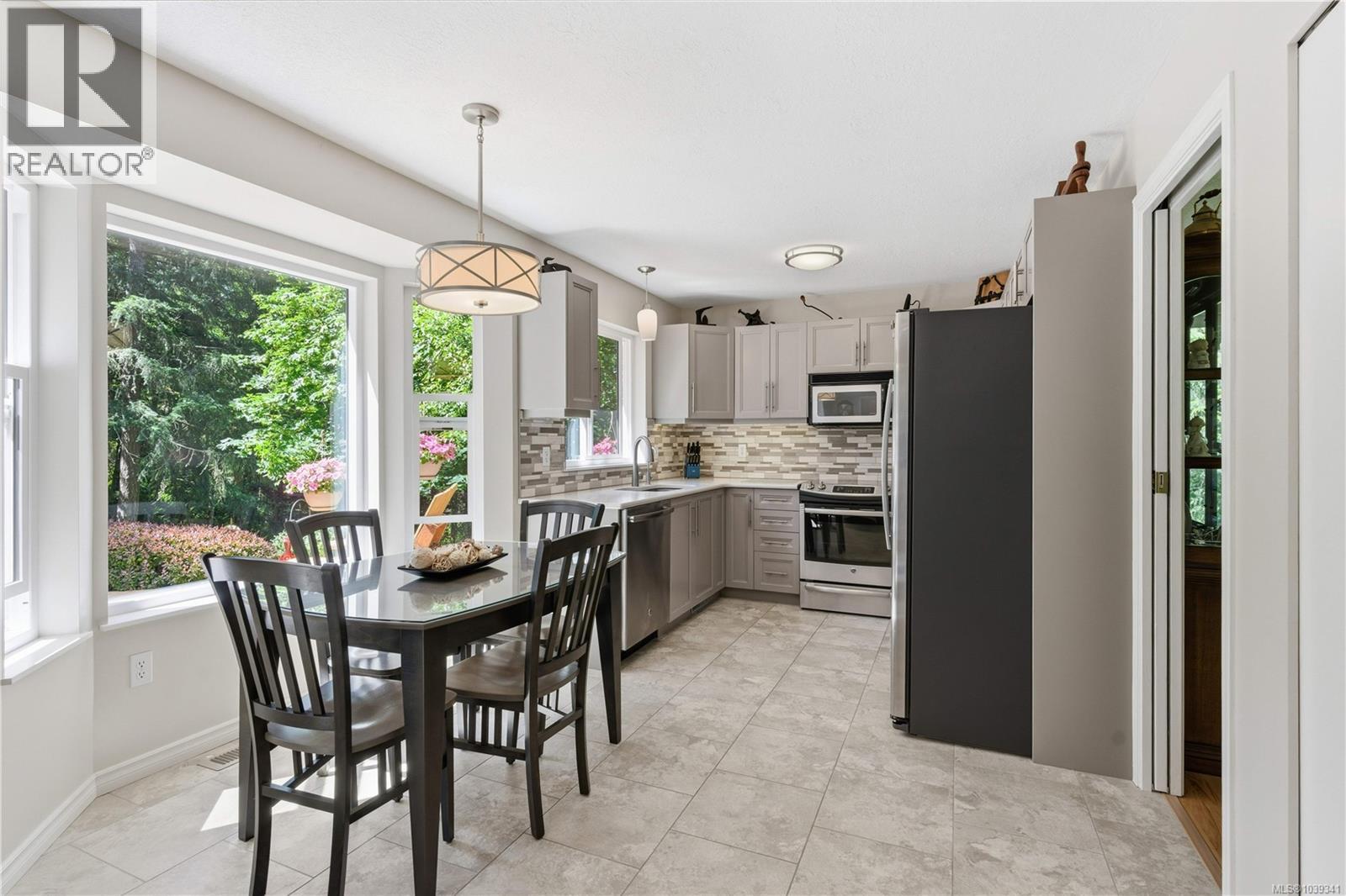 2484 Gibbs Place, Mill Bay