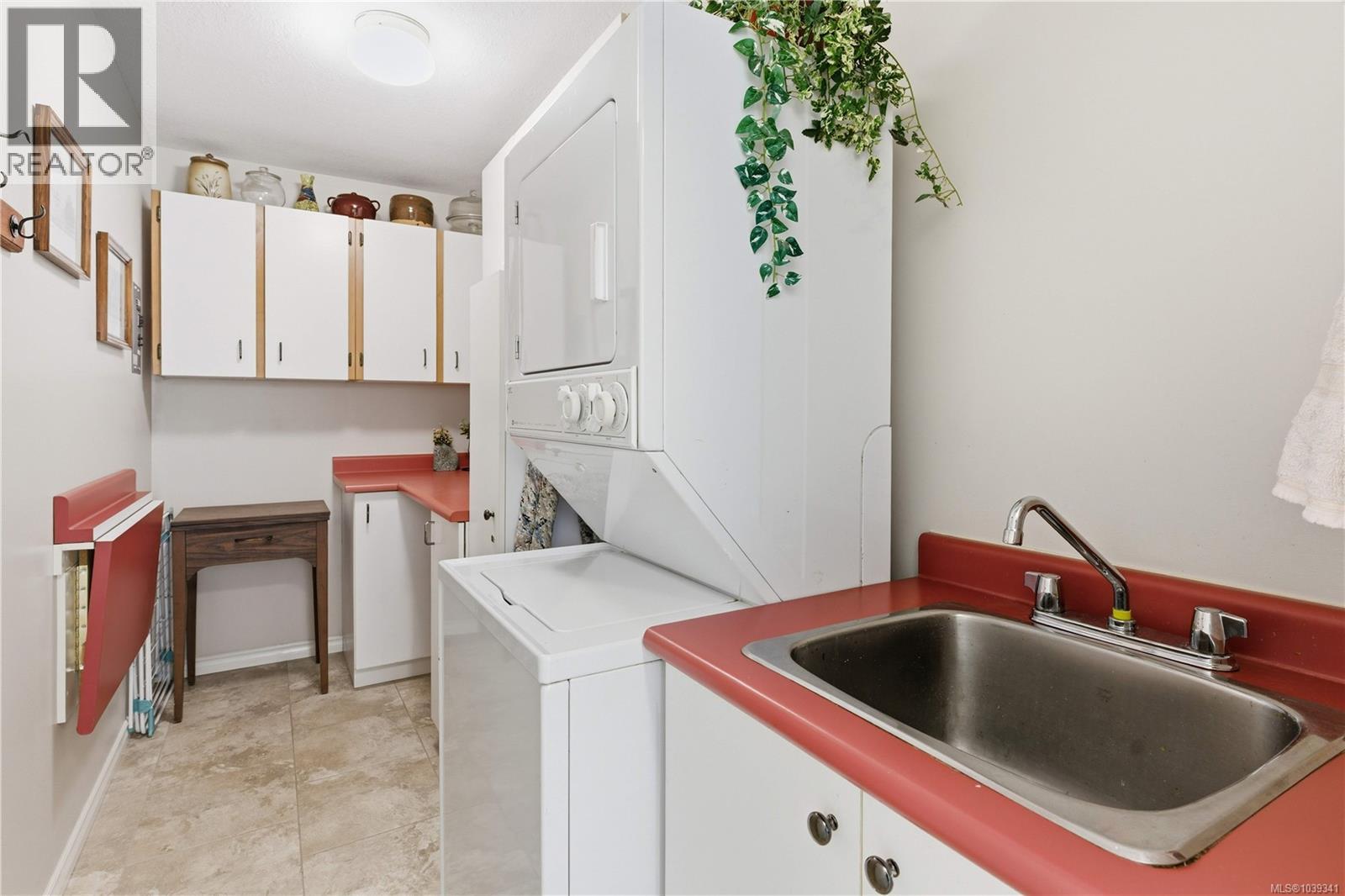  2484 Gibbs Place, Mill Bay
