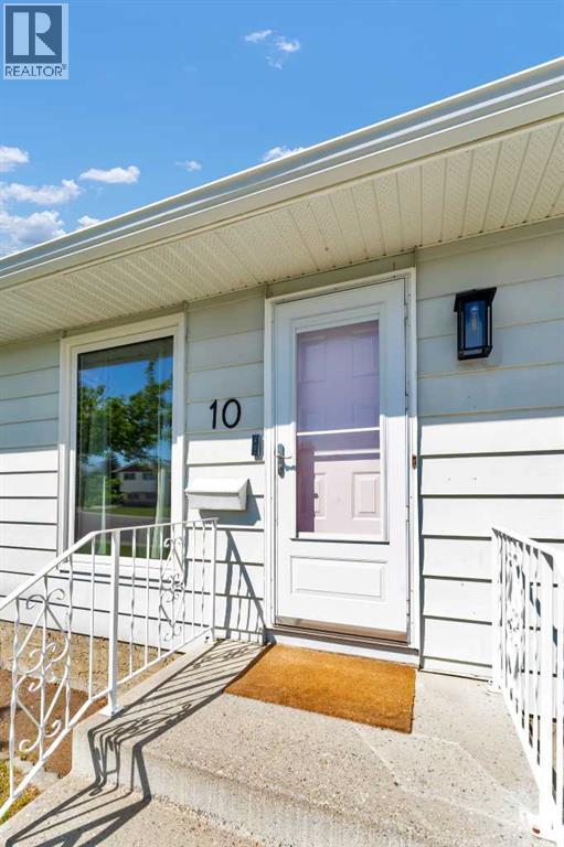10 Hayward Court NE - 4