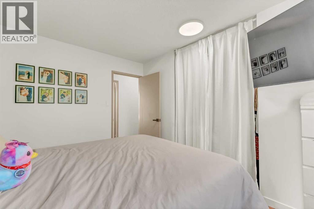 10 Hayward Court NE - 20