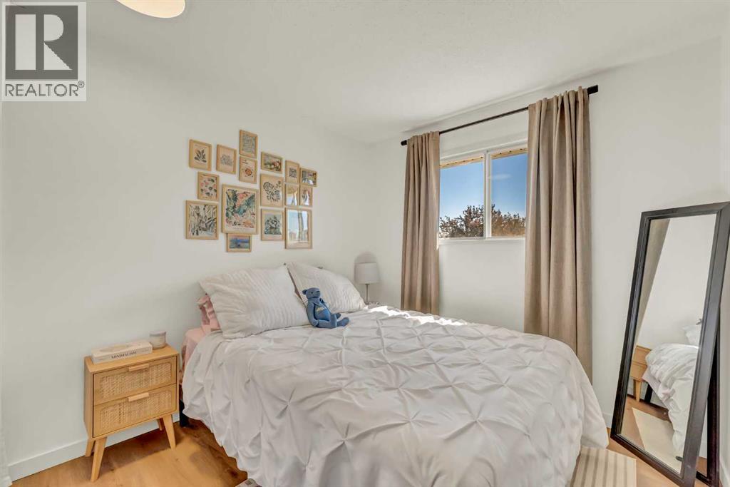 10 Hayward Court NE - 21