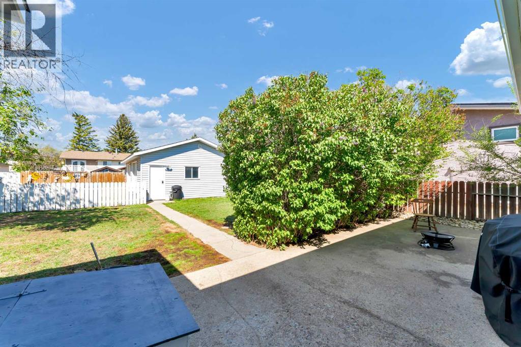 10 Hayward Court NE - 40