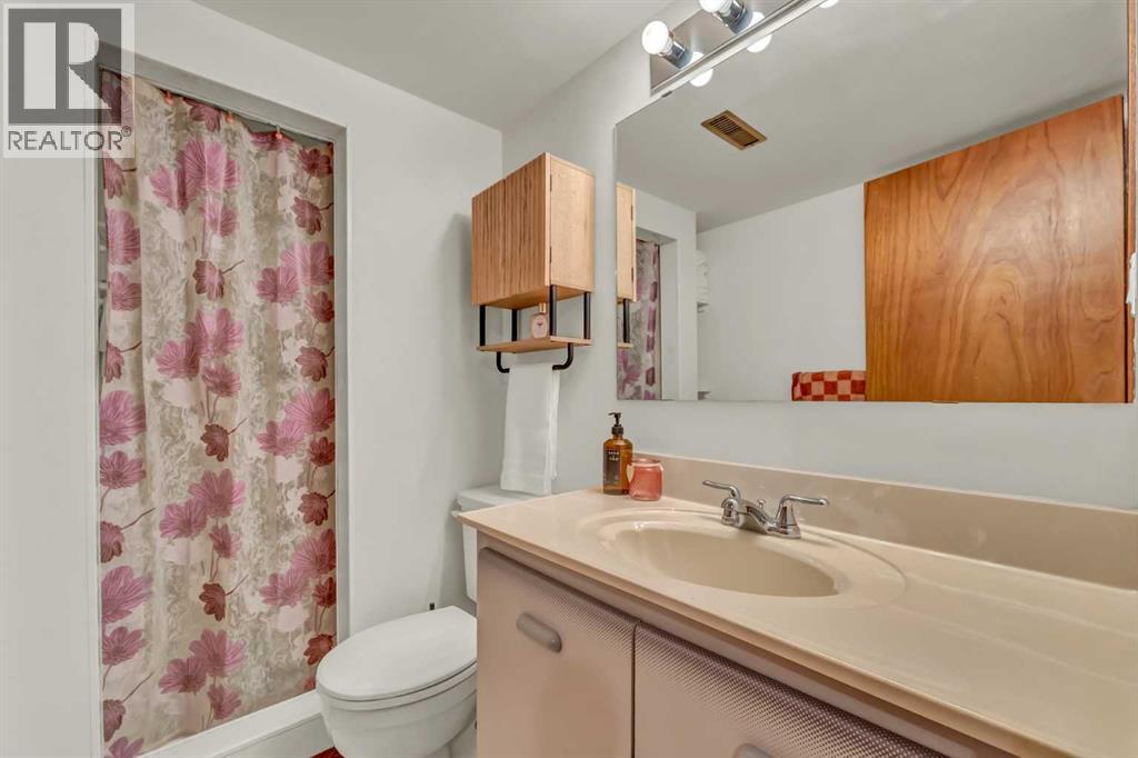 10 Hayward Court NE - 34