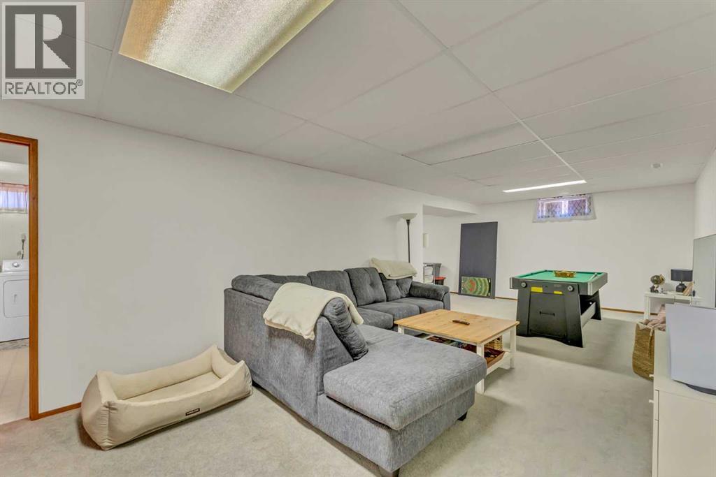 10 Hayward Court NE - 31