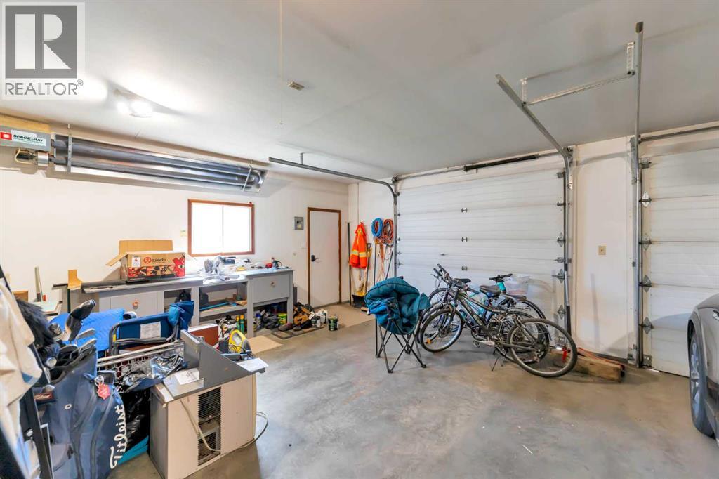10 Hayward Court NE - 48