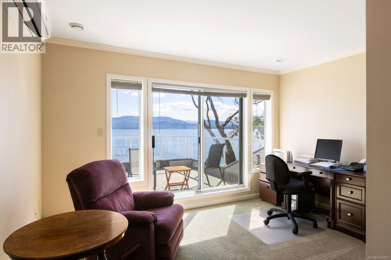  10652 Madrona Drive, North Saanich