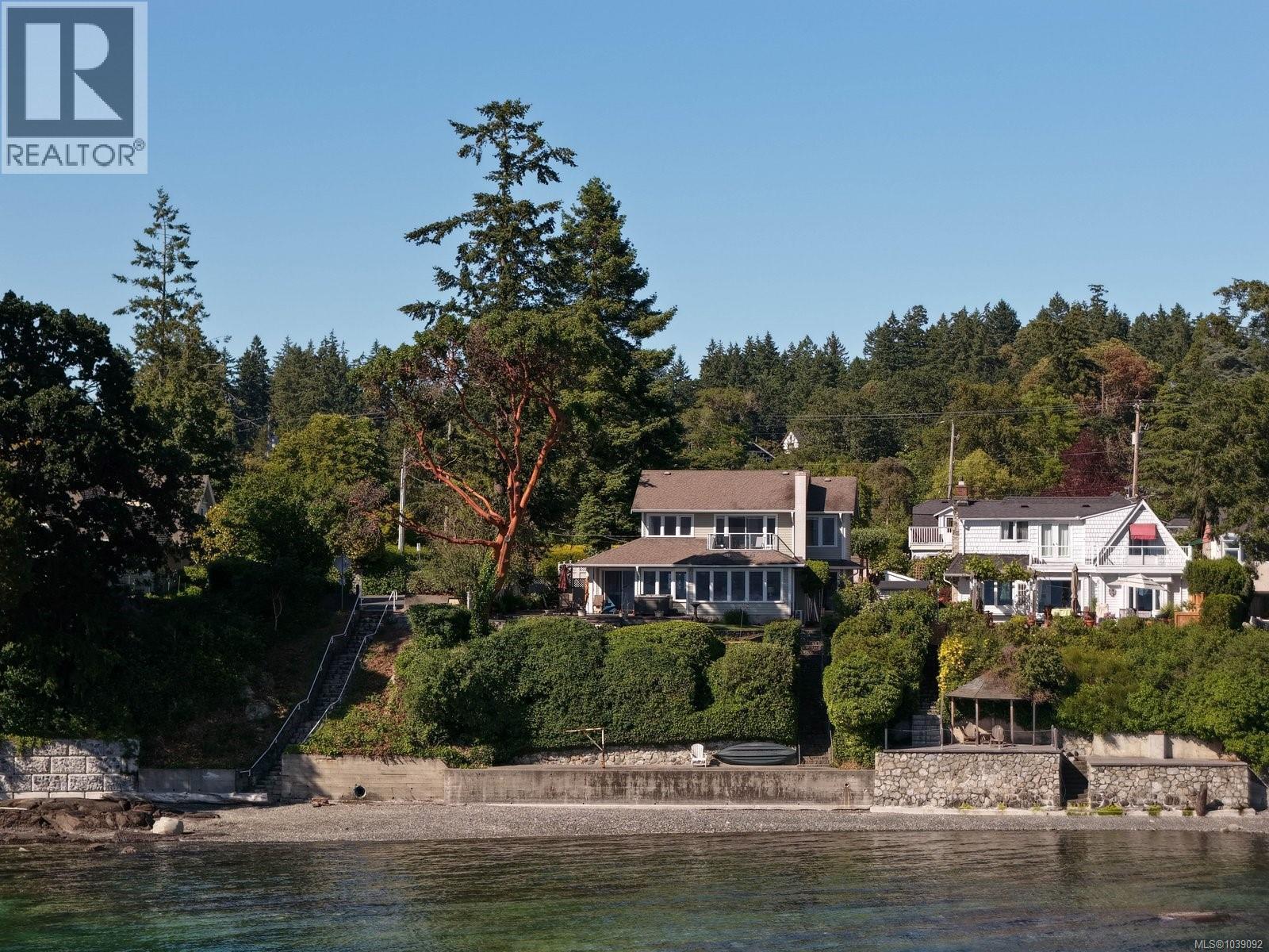  10652 Madrona Drive, North Saanich
