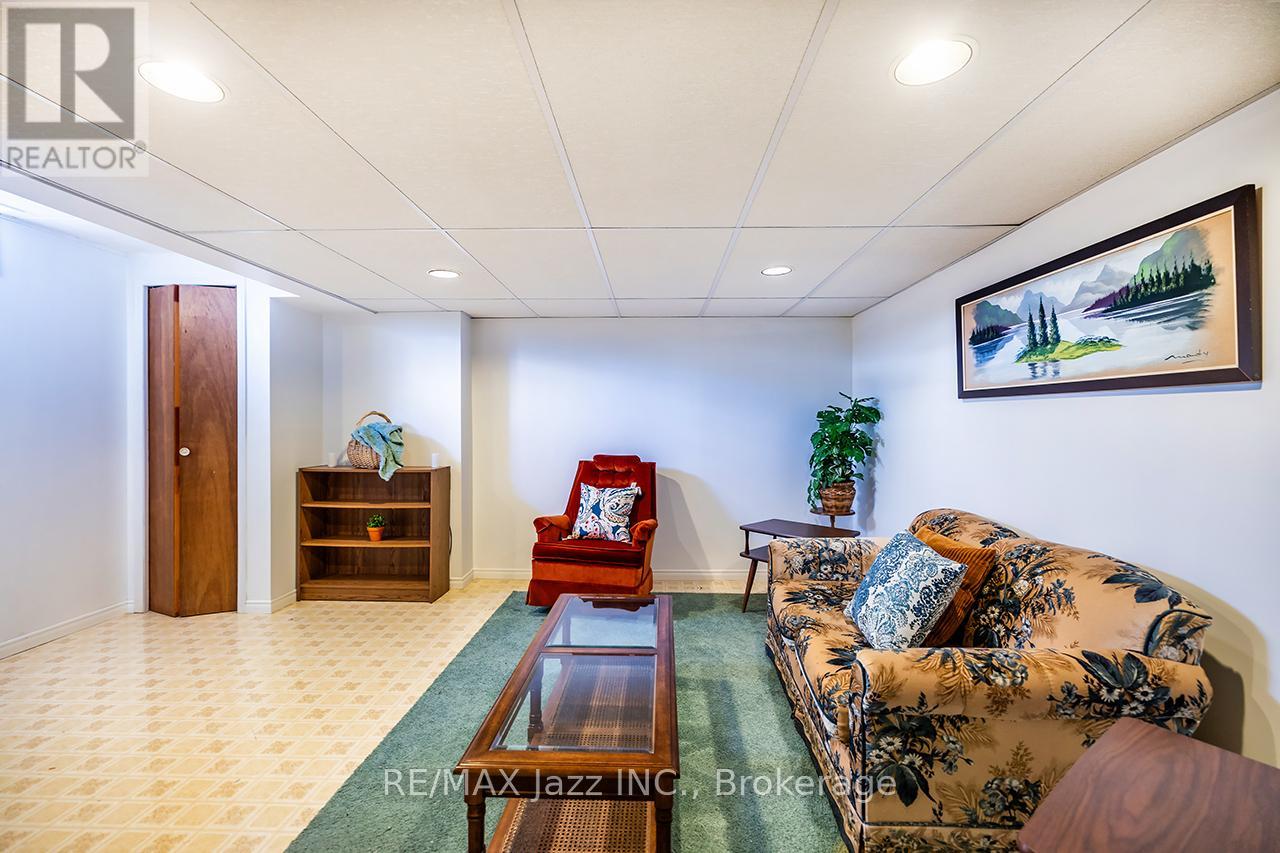 810 KILKENNY COURT - 23