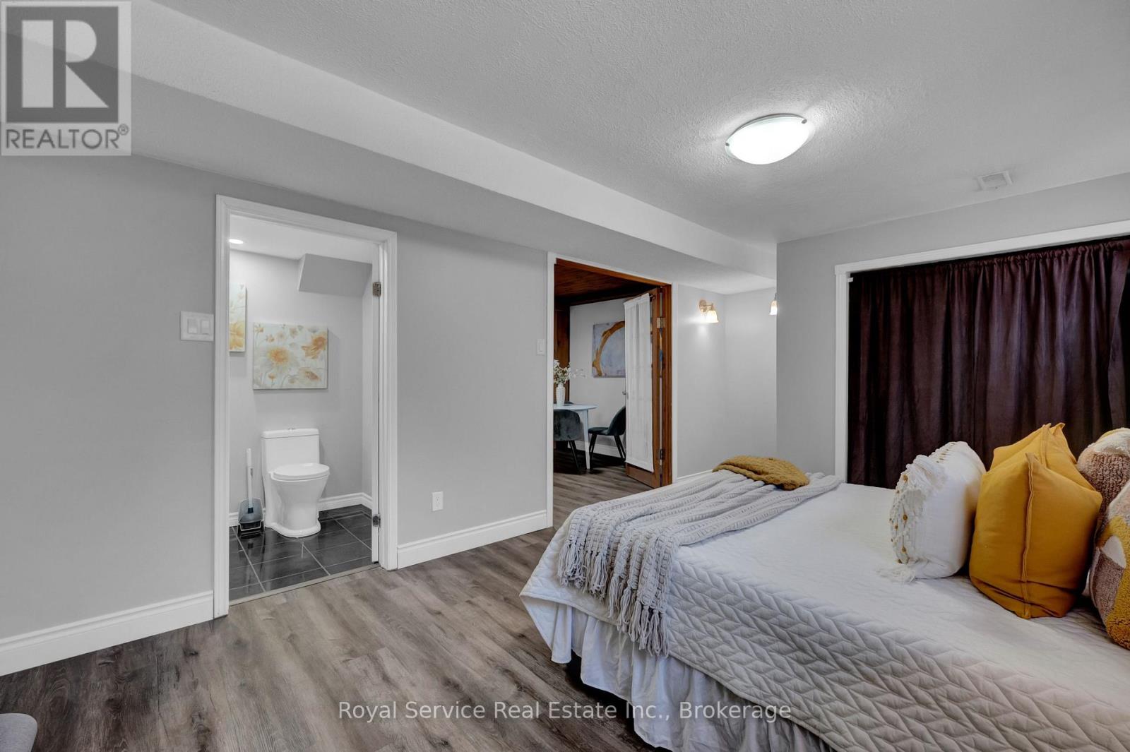 58 JOHN SCOTT COURT - 30