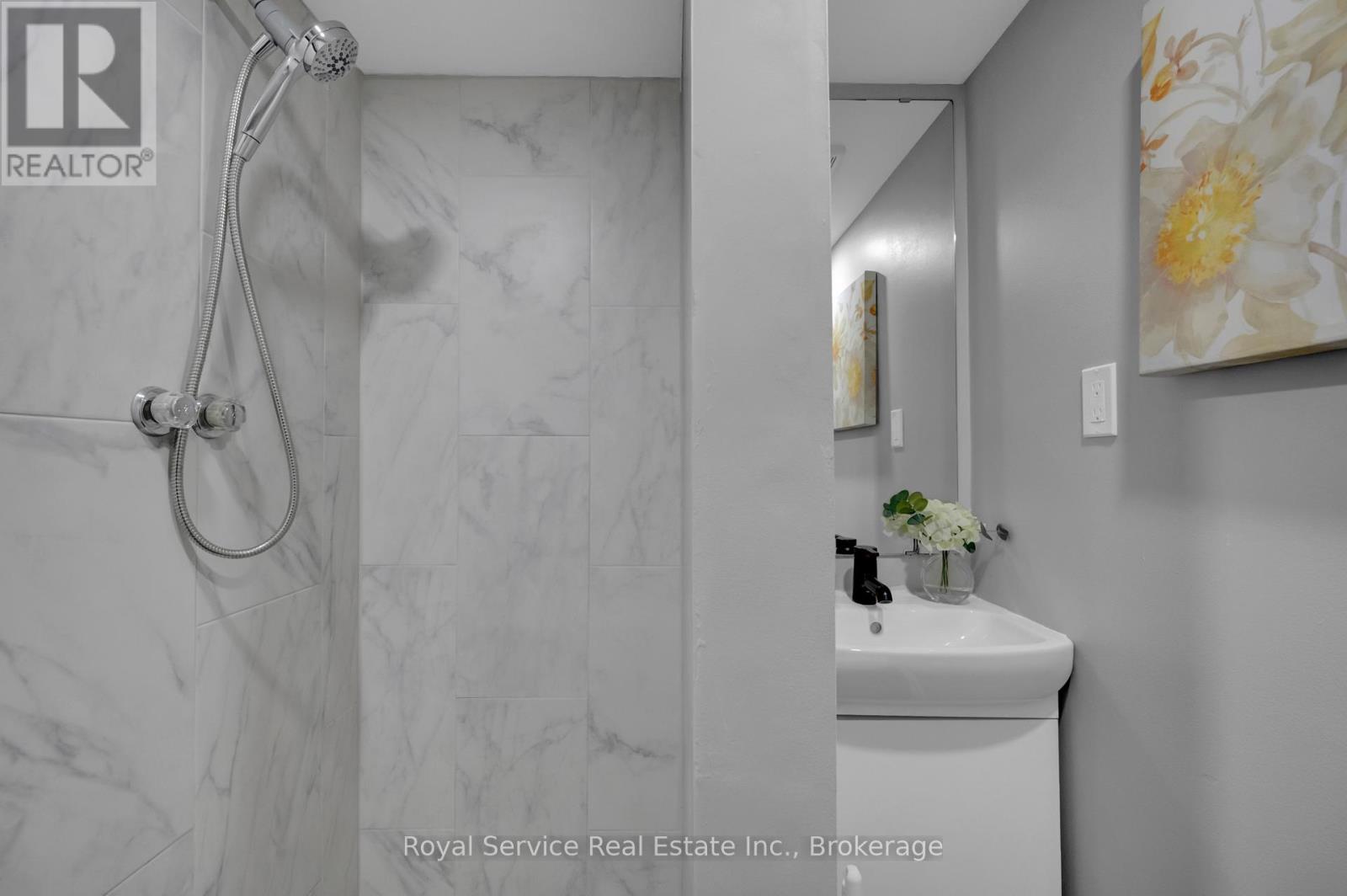 58 JOHN SCOTT COURT - 31