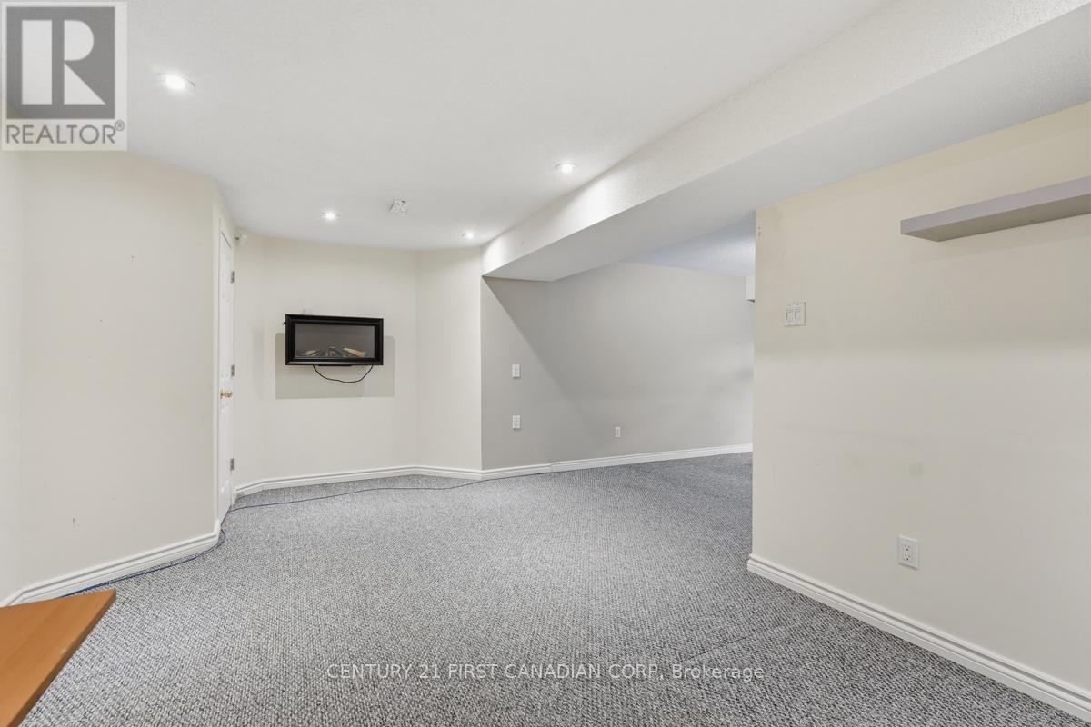 267 PINE VALLEY DRIVE - 36