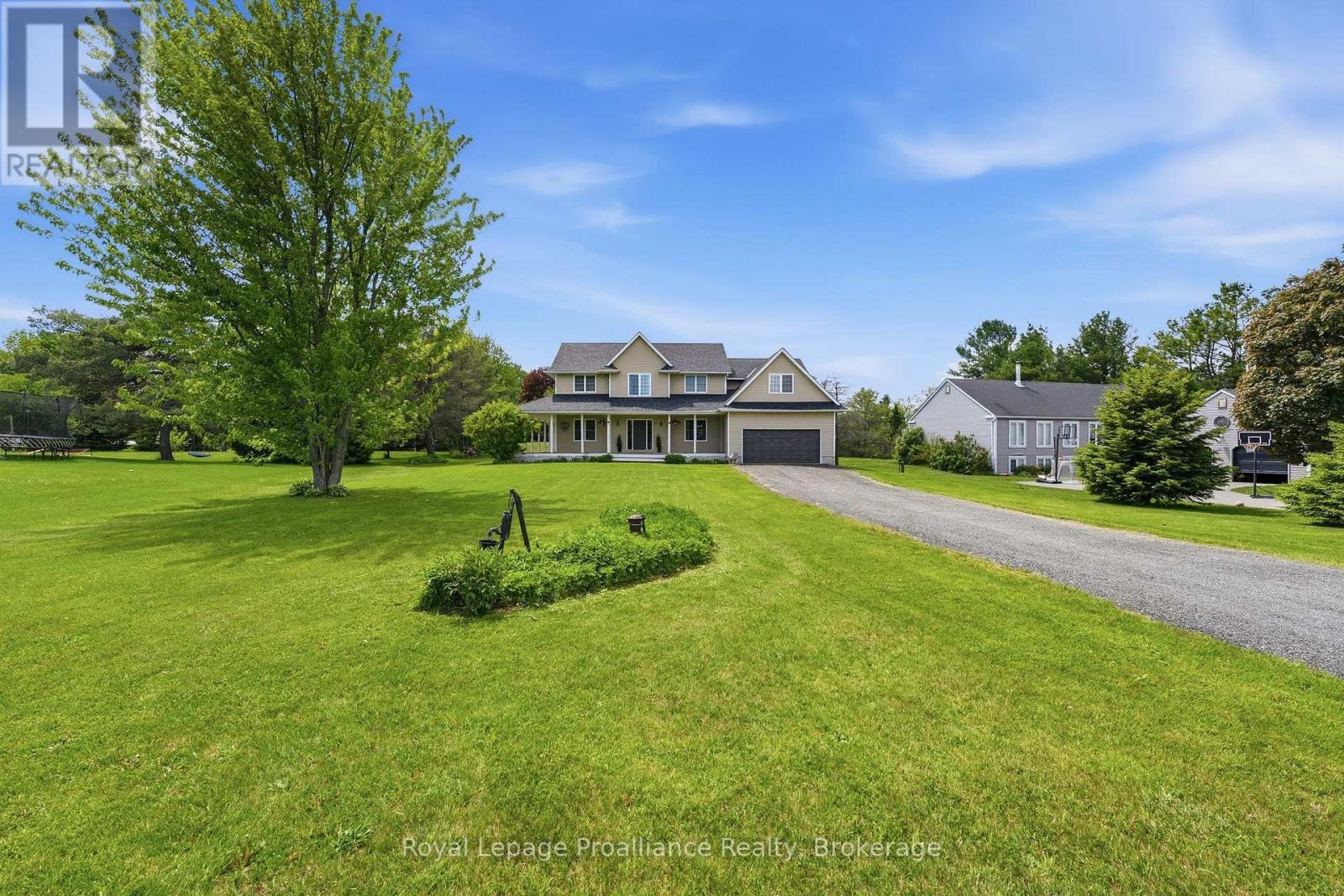 3937 LAROSE CRESCENT - 4