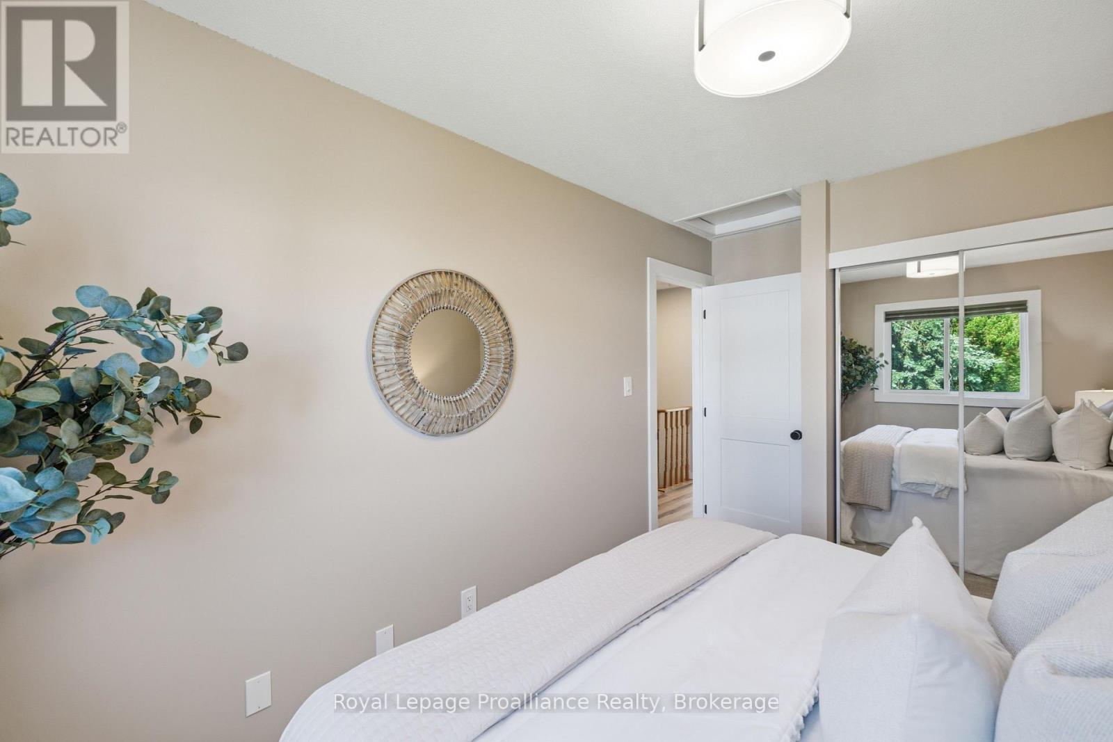 41 BURNHAM BOULEVARD - 34