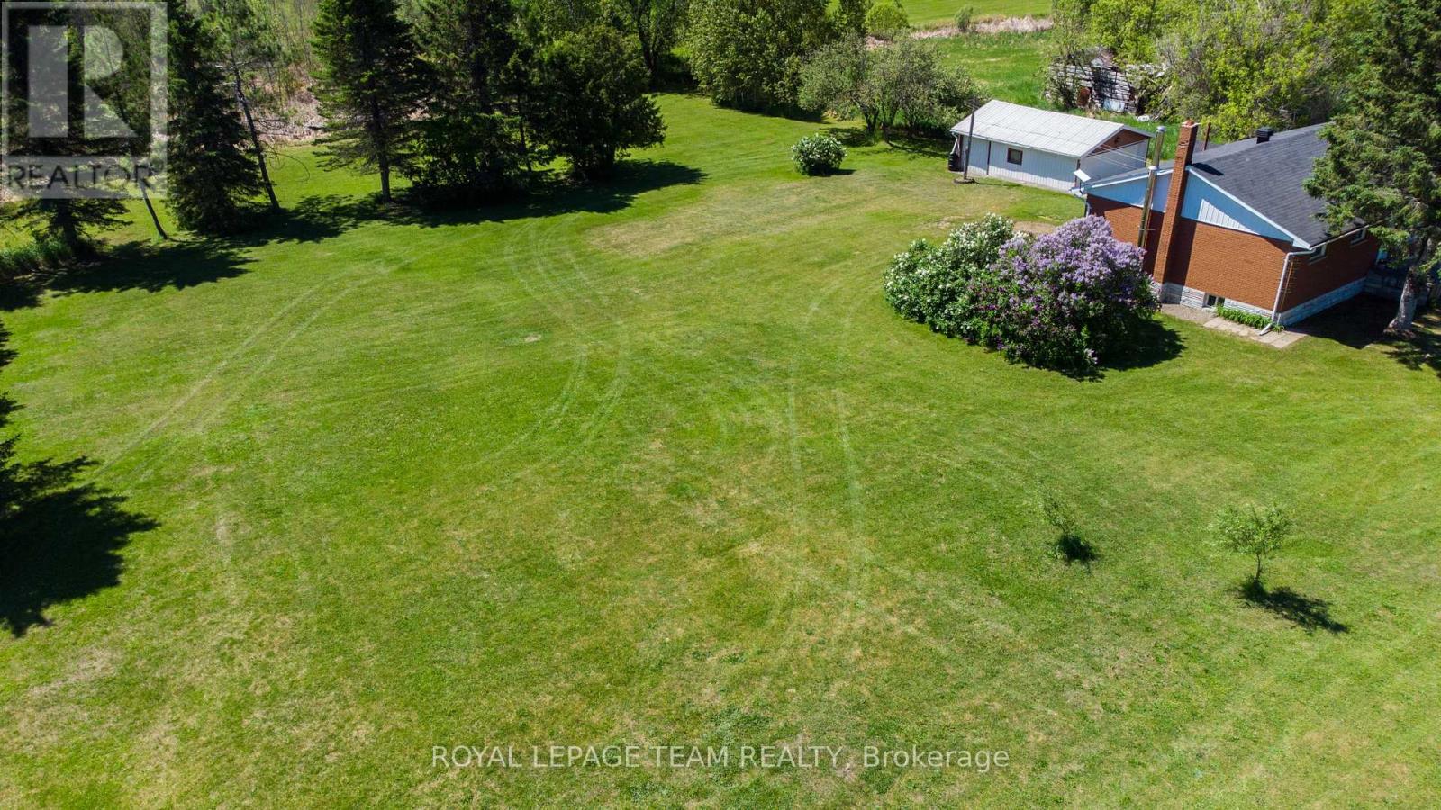 285 FOYMOUNT ROAD - 30
