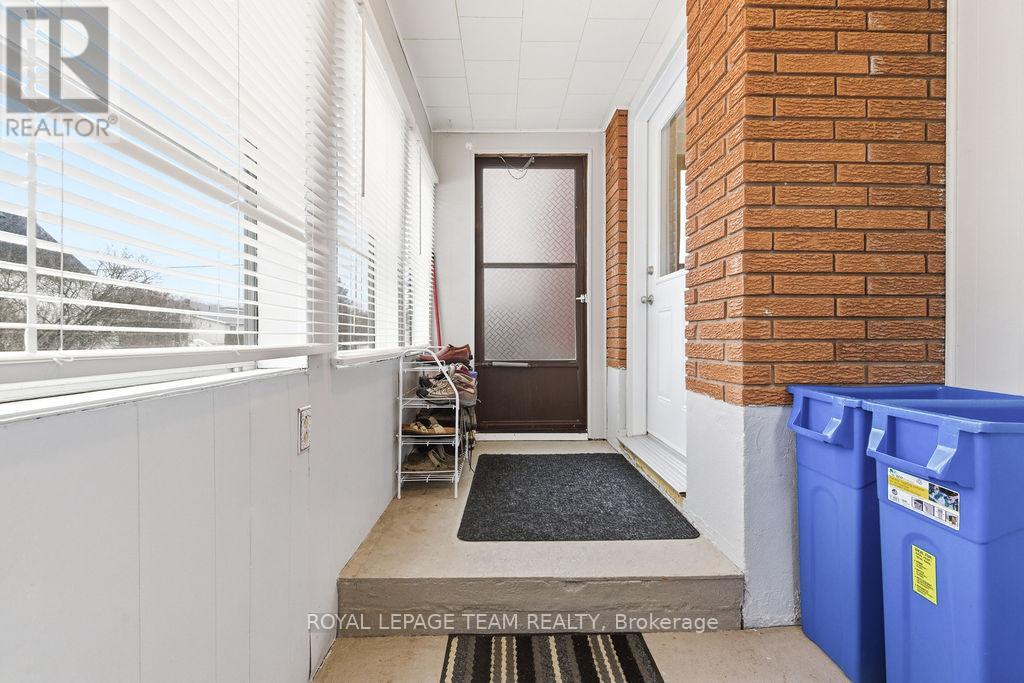 285 FOYMOUNT ROAD - 4